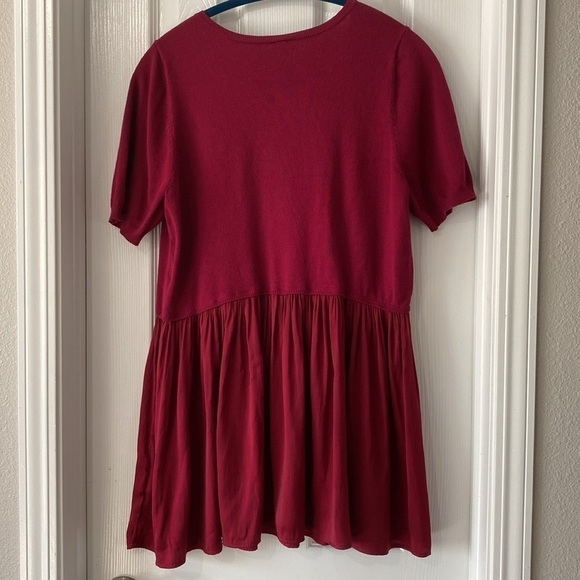 Torrid burgundy peplum mixed media short sleeve sweater size 2 - Picture 2 of 6
